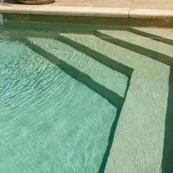 Material-Revestimento-Piscinas-Gama-Stonetile-Haogenplast
